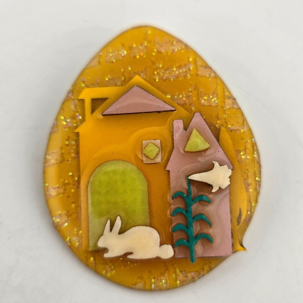 Easter House Pins by Lucinda Egg Shape Bunny Rabbit Pink - Picture 2 of 5